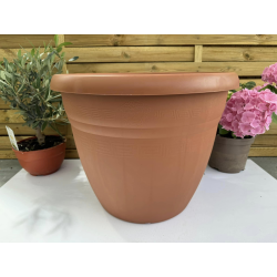 très jolis pots coupe deco plastique modèle PEGASO P44,