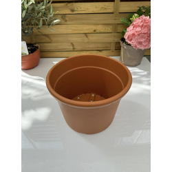 très jolis pots coupe plastique modèle CIGNO K26