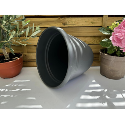 très jolis pots coupe deco plastique modèle PEGASO P28AN,