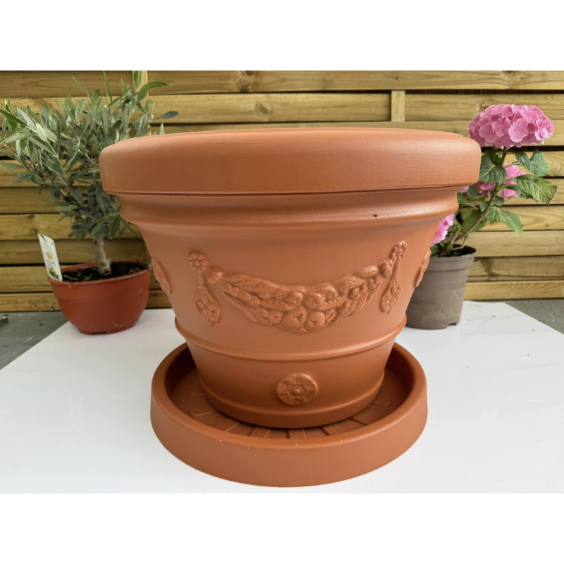 très jolis pots coupe deco modèle IDRA45TC avec sa soucoupe diamètre 37cm récupératrice d’eau