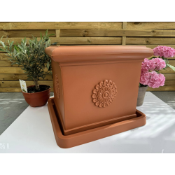 très jolis pots coupe deco carré modèle IDQ45TC avec sa soucoupe 49*49cm récupératrice d’eau